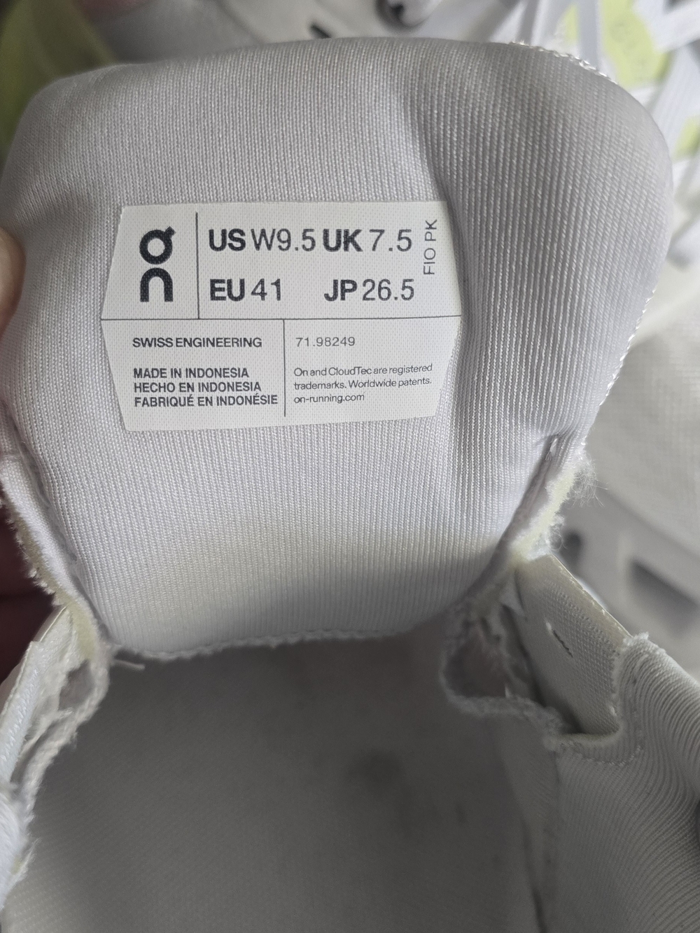 On Cloud Cloudflyer 4 Women's Running Shoes White/Hay Athletic Sneakers, US 9.5 - Picture 2 of 14